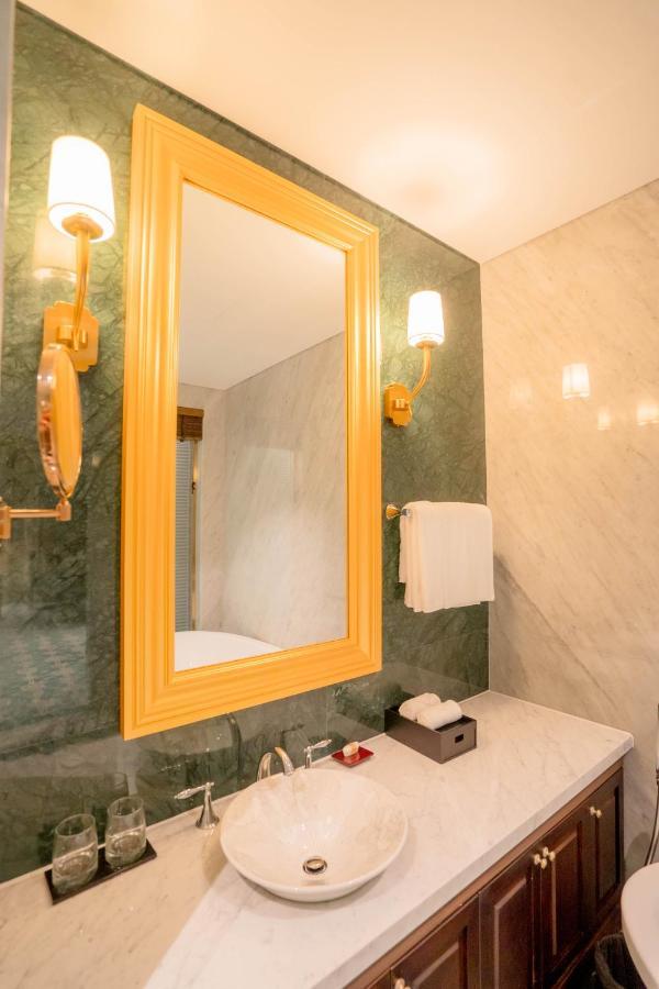 Hotel Regal Collection House Duong Canh Esterno foto